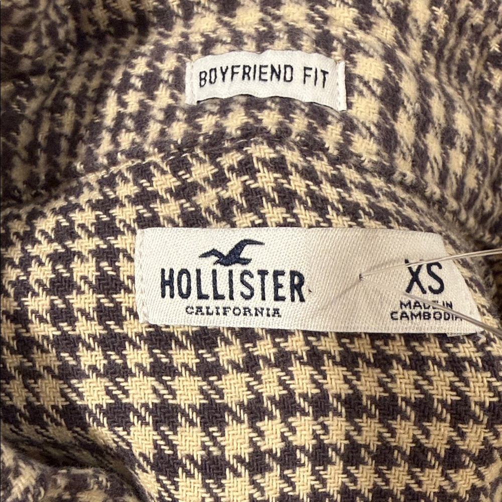 Hollister Flanned Brown and White Houndstooth Button-Up Shirt - Picture 10 of 10